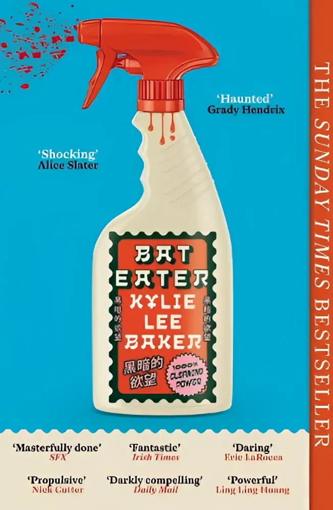 Een witte sprayfles met rode nozzle en label bat eater is een sunday times bestselling social horror-thriller product