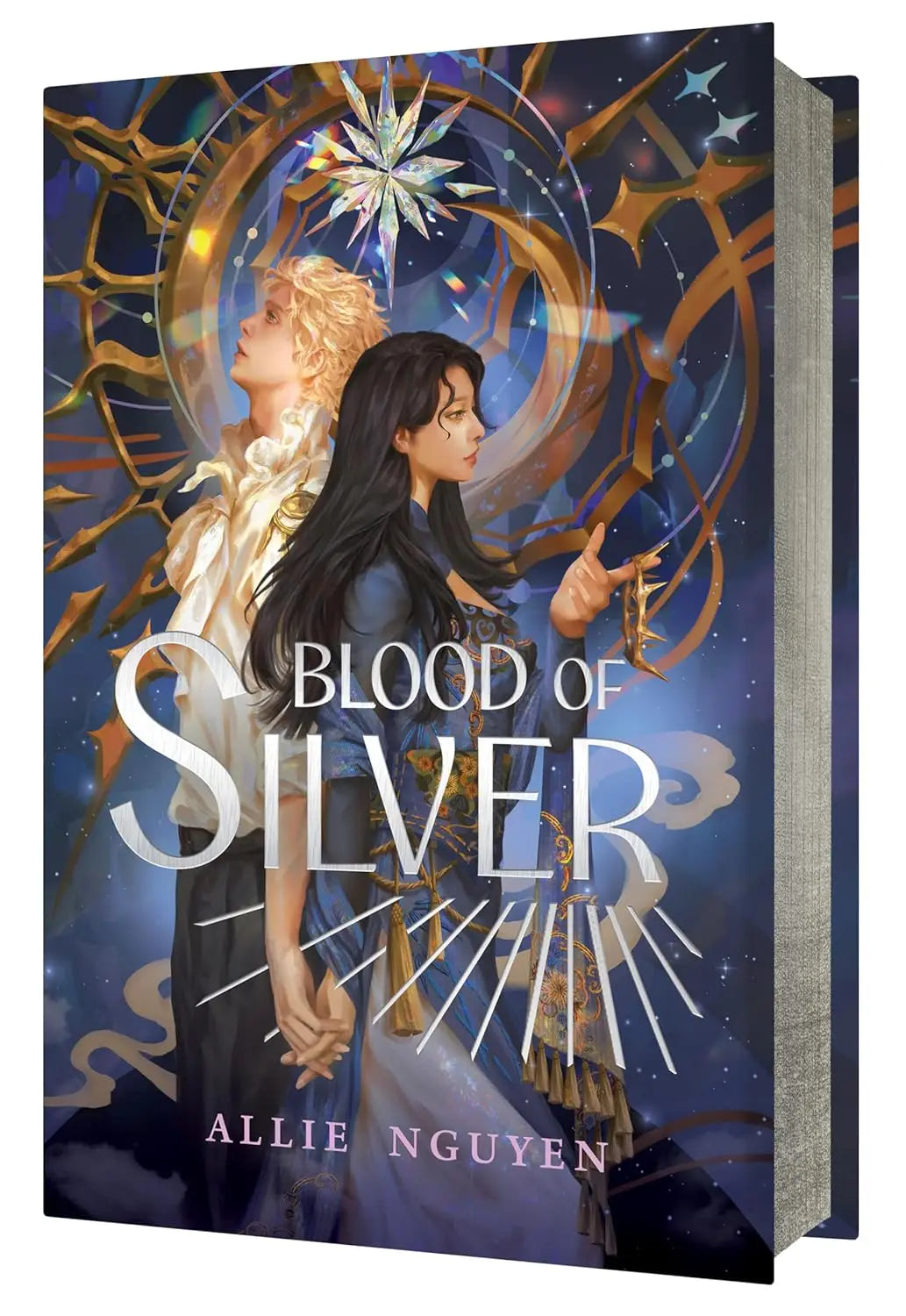 De cover van het boek blood of silver van allie nguyen toont twee personages tegen een magische kosmische achtergrond in blauw en goud