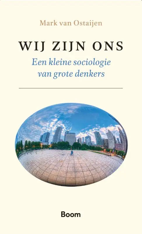 Creamkleurige cover van wij zijn ons met cirkelvormige fisheye foto van stad en moderne gebouwen koninklijke boom uitgevers