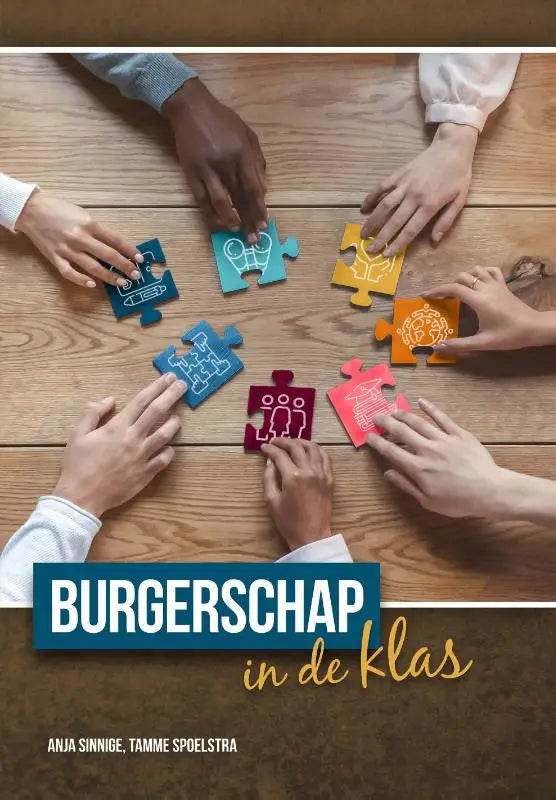 Cover van burgerschap in de klas met houten tafel en kleurrijke puzzelstukken van anja sinnige tamme spoelstra maatschappij algemeen