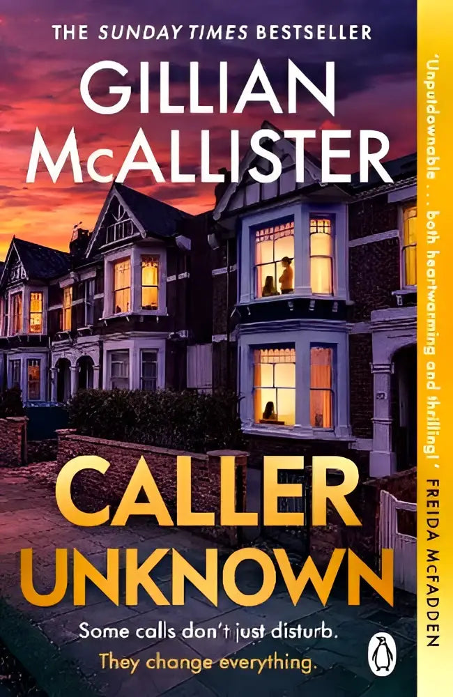 De omslag van het boek caller unknown van gillian mcallister toont verlichte victoriaanse huizen bij een dramatische zonsondergang, uitgegeven door michael joseph