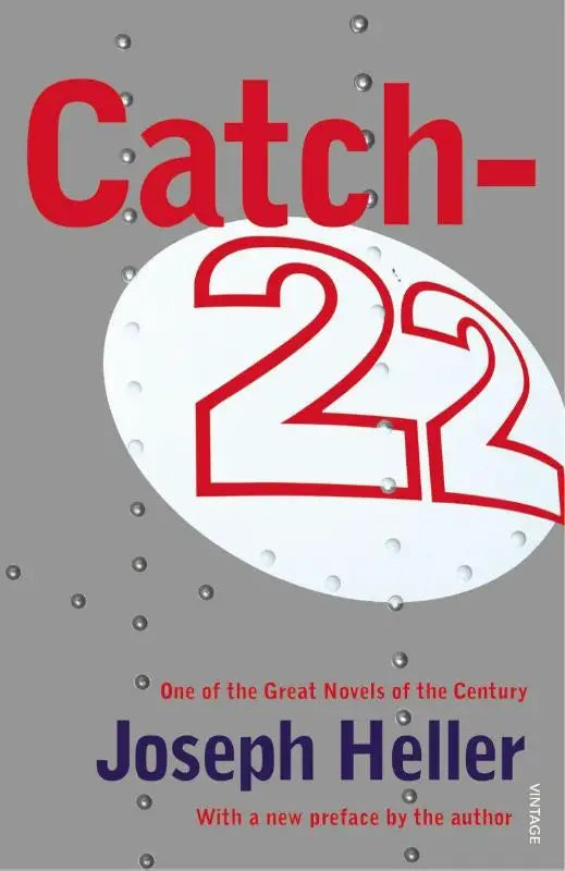 Roodwitte boekcover van catch-22 door joseph heller met ontwerp van vliegtuigpaneel met klinknagels