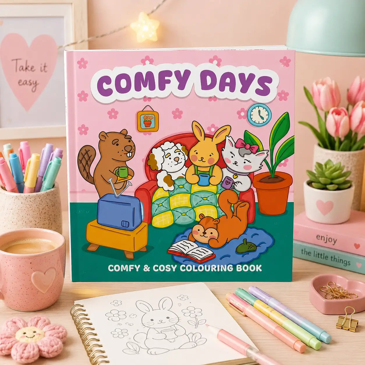 Comfy days kleurboek met kawaii illustraties van cartoon dieren op een comfortabele bank in dagelijkse scènes