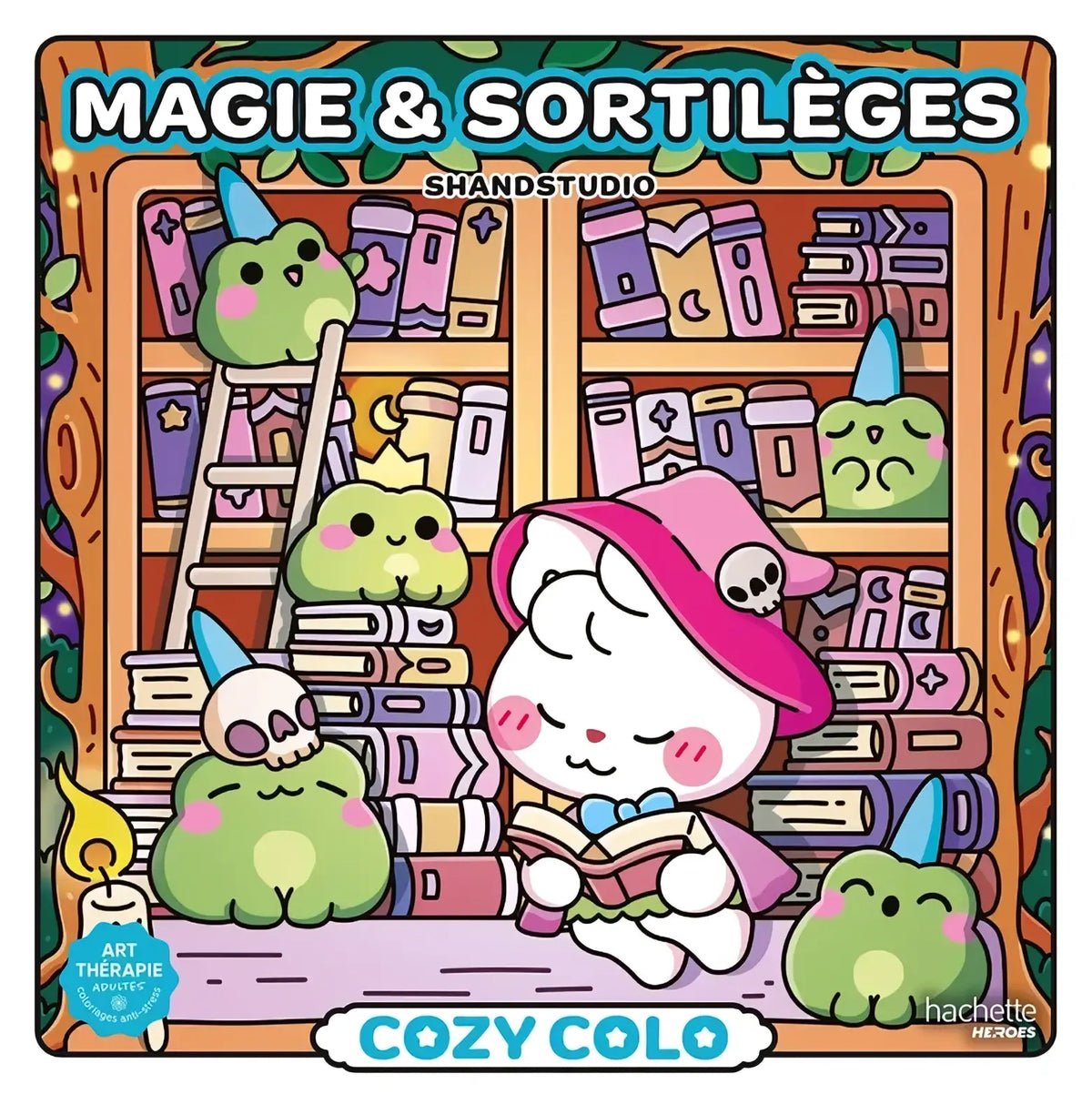 Een fantasierijke geïllustreerde boekenomslag van cozy coloring magie en toverij met een witte konijn in roze hoed en groene hoeddragende wezens