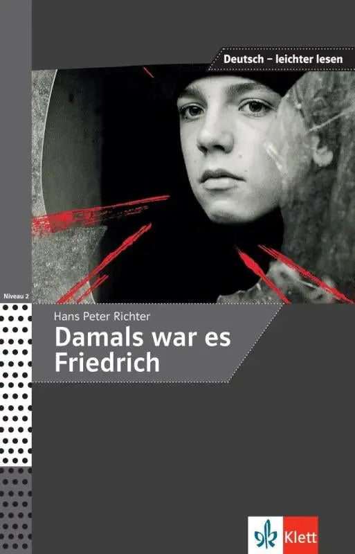 Zwart wit boekomslag van damals war es friedrich door hans peter richter met portret van een jonge man en rode grafische accenten