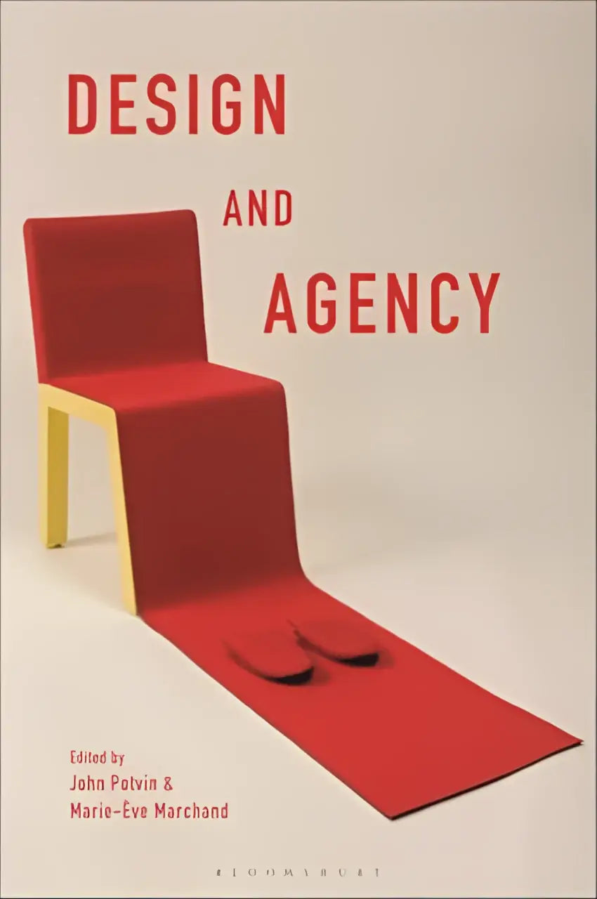 Rood gestoffeerde stoel met minimalistisch design en gele houten poten voor design en agency critical perspectives