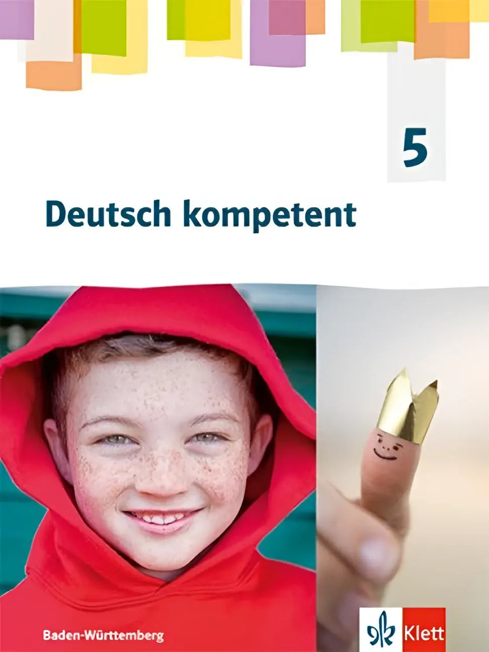 Jongentje met sproeten in rode capuchontrui voor deutschkomeptent 5 schulbuch mit medien klasse 5