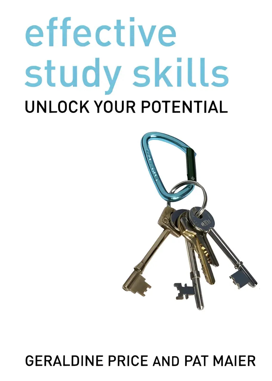 Een set metalen sleutels met een blauwe karabijnhaak in effectieve studievaardigheden essentiële vaardigheden voor academisch succes