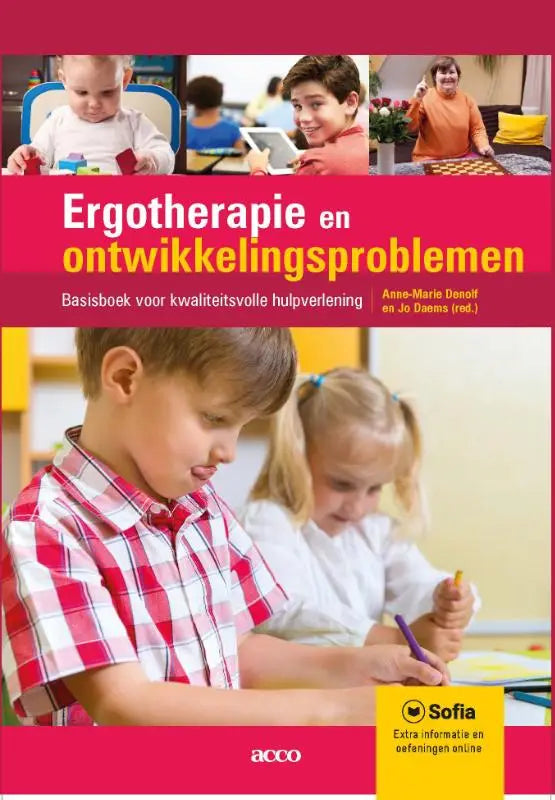 Boekcover van ergotherapie en ontwikkelingsproblemen met een jongen in een rood-wit geruit overhemd acco uitgeverij