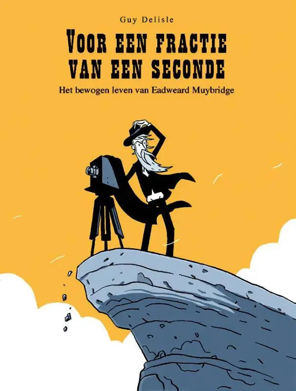 Zwart illustratief figuur van eadweard muybridge in hoge hoed met cape bedient een vroeg filmcamera op rots bij gele lucht bewogen leven