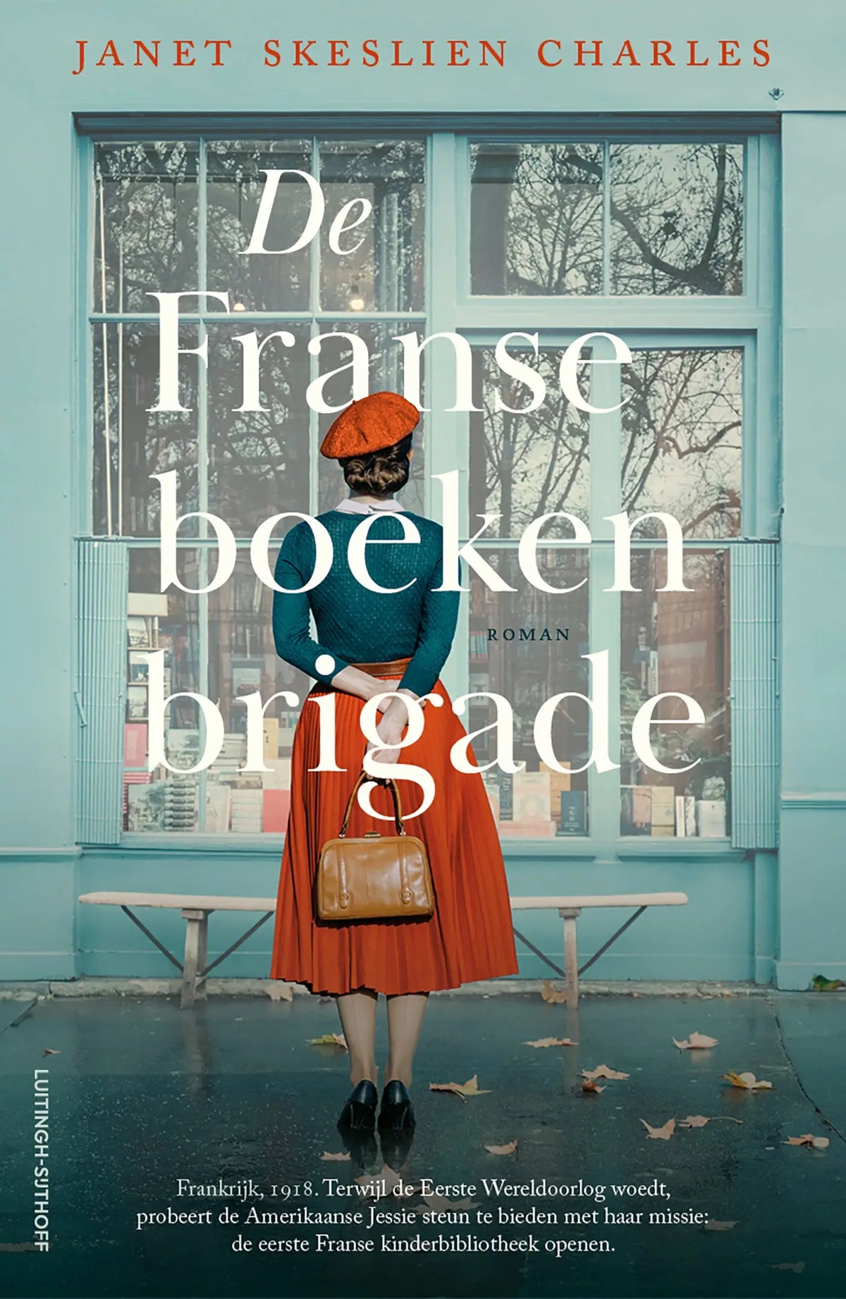 Vrouw in teal top en oranje rok met oranje baret en tan leren tas in de franse boekenbrigade van janet skeslien charles