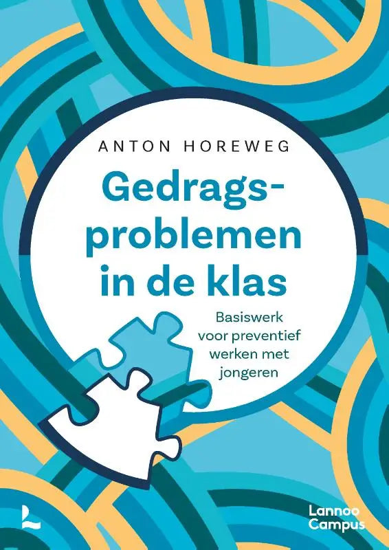 De boekcover toont een blauwgele abstracte puzzel en het boek gedragsproblemen in de klas van anton horeweg binnen onderwijs algemeen
