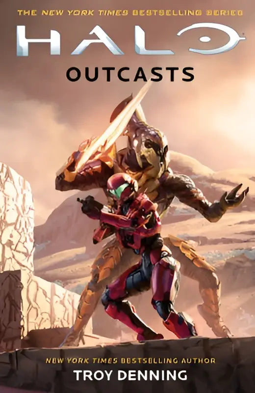 De cover van het boek halo outcasts toont een rood-paarse gepantserde figuur in actie tegen een gouden-bruin wezen