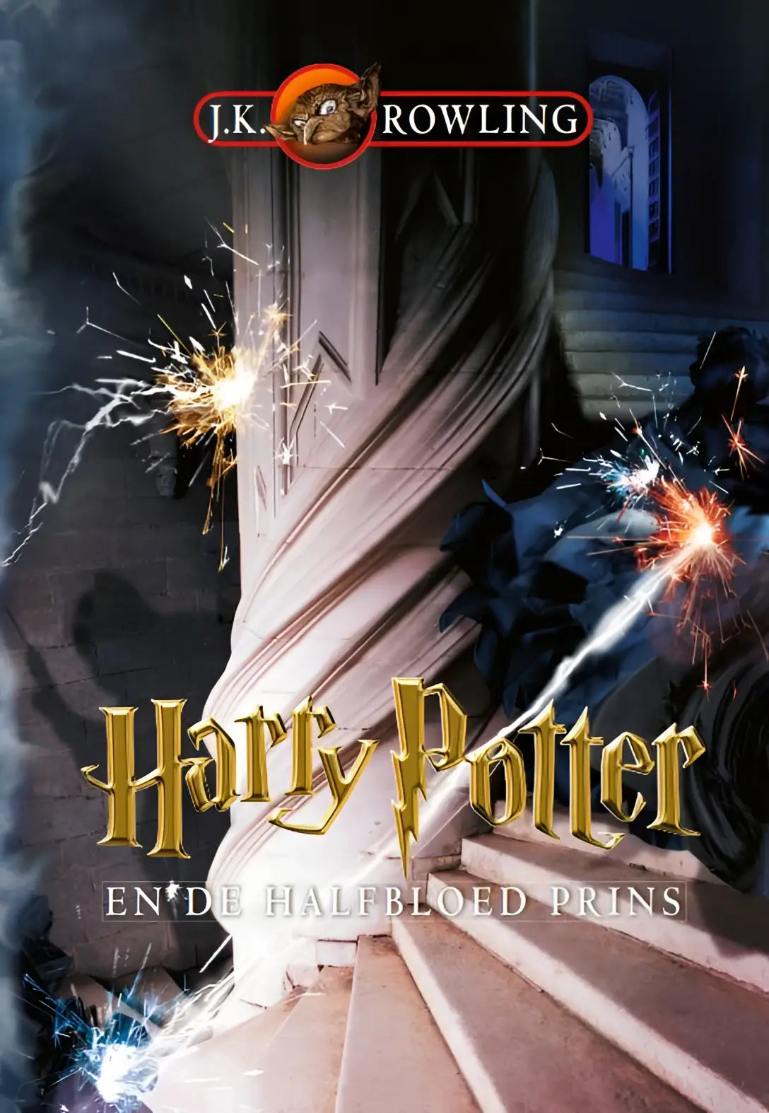 De cover van de nederlandse editie van harry potter en de halfbloed prins met gouden titel en magische vonken