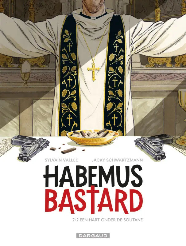 Een gouden kruis pendant aan een fijne ketting gedragen door een priester in zwarte en gouden kleding een hart onder de soutane jacky schwartzmann dargaud france