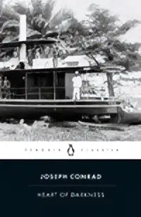 Zwart-wit paperback van heart of darkness door joseph conrad met minimalistische omslag van penguin classics