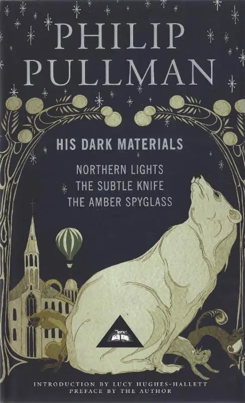 Donkerblauw boekomslag van his dark materials gift edition met witte ijsbeer en zilveren tekst inclusief drie romans