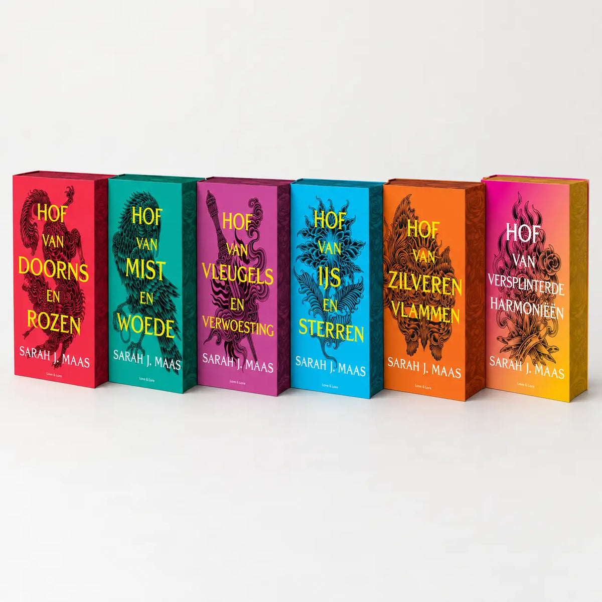 Zes kleurrijke hardcover boeken met gele tekst en zwarte ornamenten uit de nederlandse hardcover set van hof van doorns en rozen