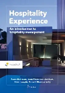 Een moderne hotel lobby met warme sfeerverlichting en houten accenten voor een unieke hospitality experience van frans melissen en jean pierre