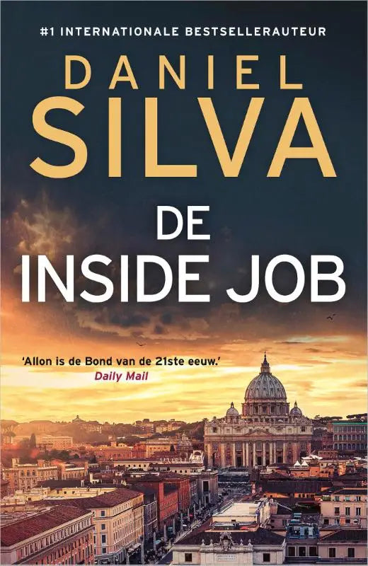 De inside job boekomslag door daniel silva met gouden letters tegen zonsondergang vatican city achtergrond