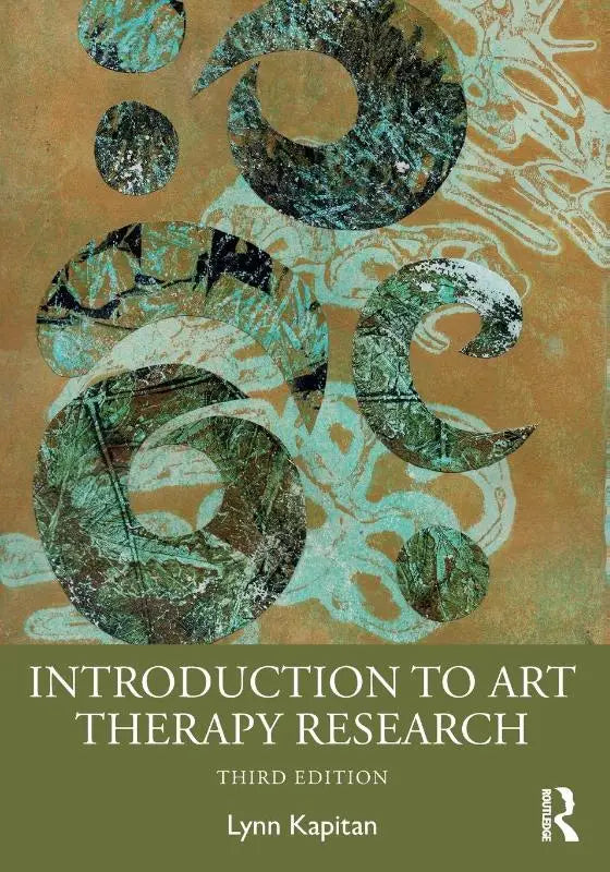 De boekcover van introduction to art therapy research toont abstracte blauwe en zwarte patronen op een tan achtergrond
