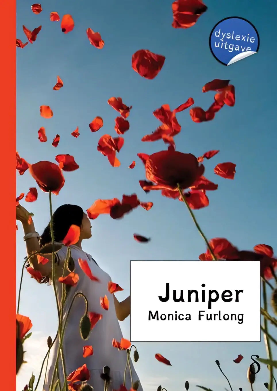 Vrouwelijk model in witte jurk staand in veld met rode klaprozen voor juniper trilogie 1 paperback cover