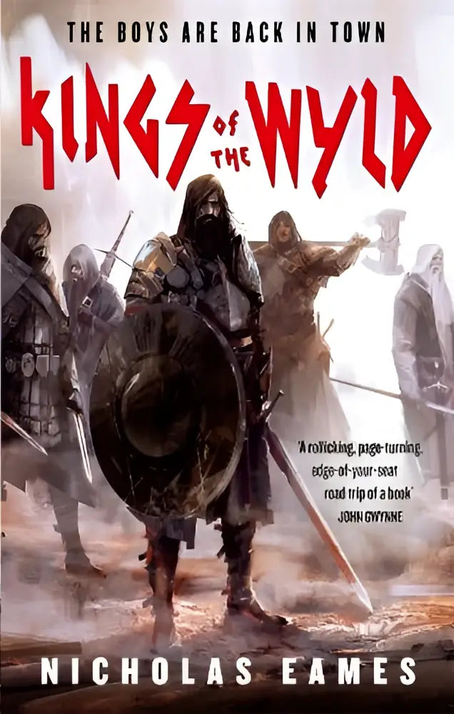 De cover van het boek kings of the wyld the band book one toont een krijger in donker harnas met schild en zwaard