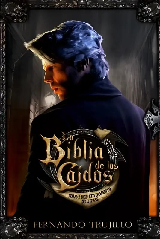 De cover van la biblia de los cárds toont een man met blauwachtig haar binnen een gotisch kader del testamento del gris