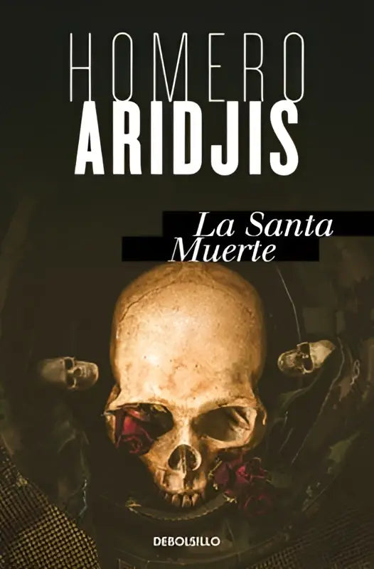Een gouden santa muerte schedel met rode rozen in de oogkassen tegen een donkere achtergrond