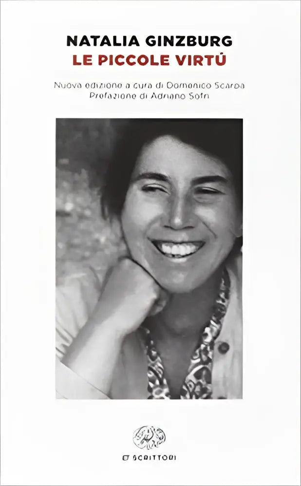 Zwart-wit portret van natalia ginzburg op de omslag van het boek le piccole virtù della vita