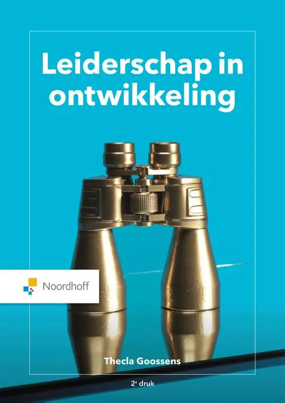 Goldkleurige verrekijker met reflecterend oppervlak en textuur grip centraal geplaatst op leiderschap in ontwikkeling van thecla goossens management algemeen