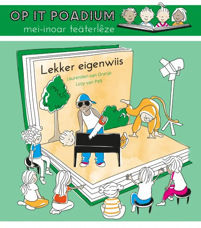 Een kinderboek lekker eigenwiis met kleurrijke cartoonillustratie van kinderen die theaterlezen spelen op een open pagina