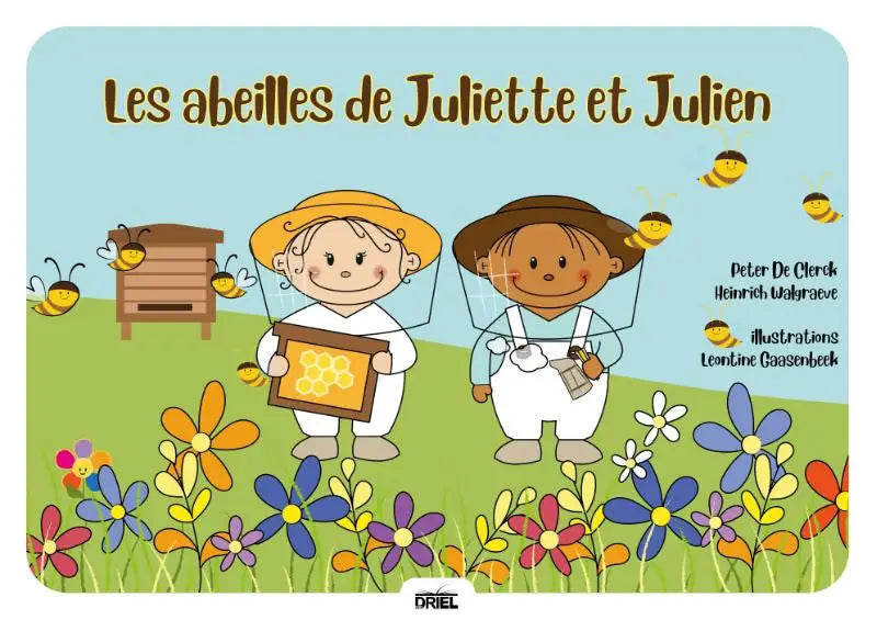 Kinderboek les abeilles de juliette et julien toont twee bijenhouders in witte outfits met honingraat voor bloemen en bijen