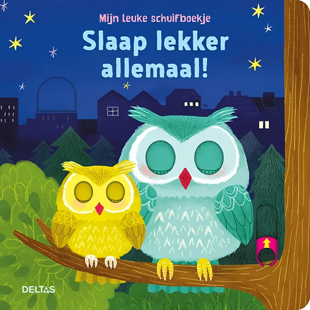 Een zachte blauwe en gele uilenpaar op een tak in een leuke schuifboekje slaapt lekker allemaal nachtelijke scène
