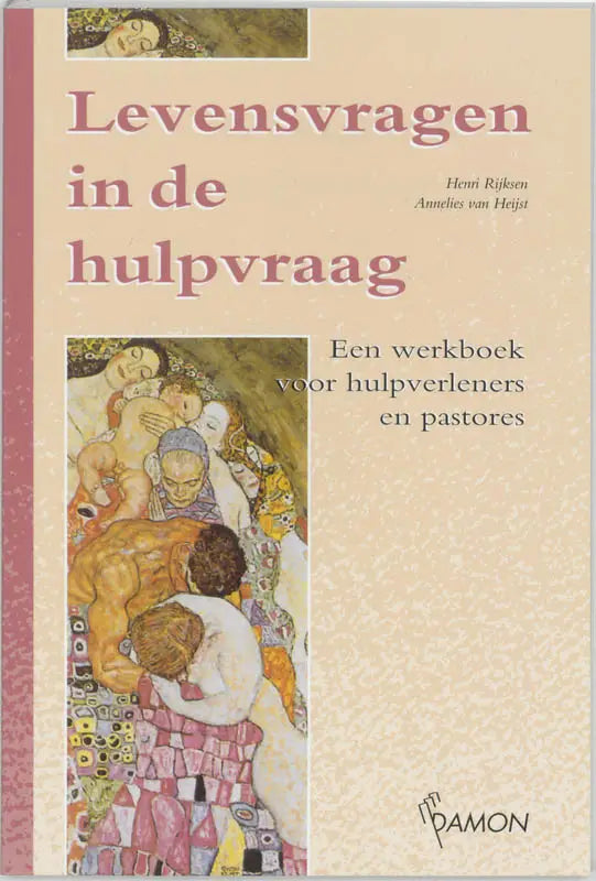 Beige boekomslag met roze tekst en kleurrijke illustratie van omhelzende figuren van levensvragen in de hulpvraag door uitgeverij damon vof