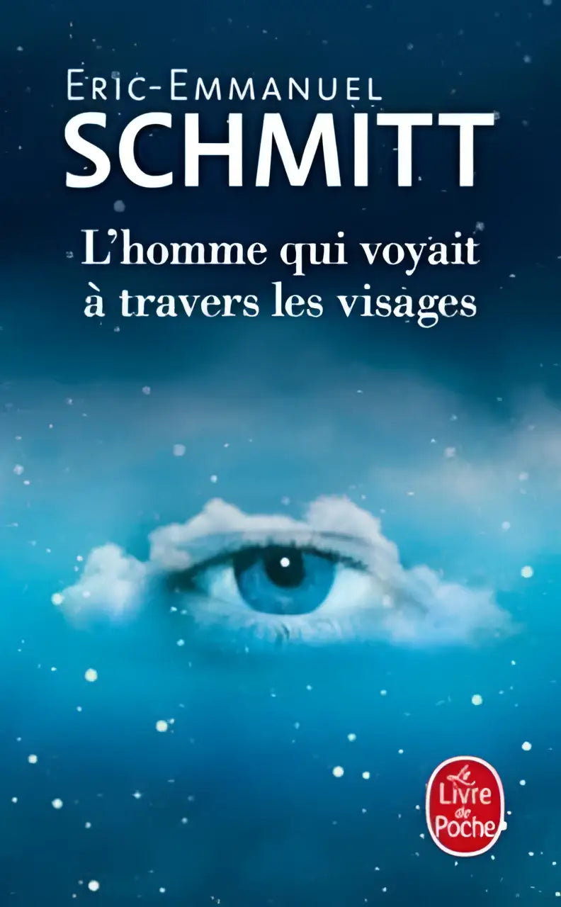 Een opvallende blauwe oog die door een wolk kijkt tegen een sterrennacht in l’homme qui voyait a travers les visages