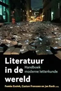 Zwart-witte boekomslag van literatuur in de wereld met de titel duidelijk weergegeven
