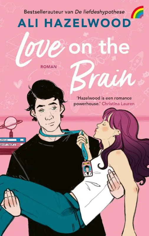 Roze boekcover love on the brain van ali hazelwood met illustratie van man en vrouw in omhelzing voor rainbow pocket