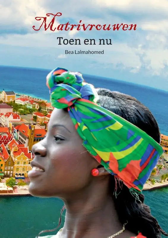 Een levendig veelkleurig hoofddeksel met groen blauwe rode en gele patronen uit matrivrouwen toen en nu