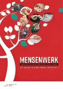 Rood Mensenwerk magazineomslag met witte boom en circelfoto’s in bladeren