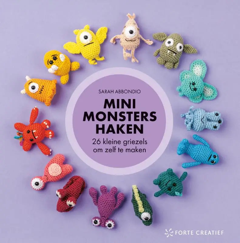 Kleurrijke gehaakte minimonsters in cirkel rond boekcover minimonsters haken door sarah abbondio kleine griezels