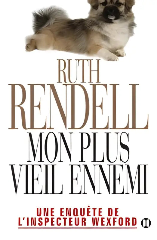 Een lichtbruine en witte hond met een zachte vacht ligt op het boek mon plus vieil ennemi van ruth rendell