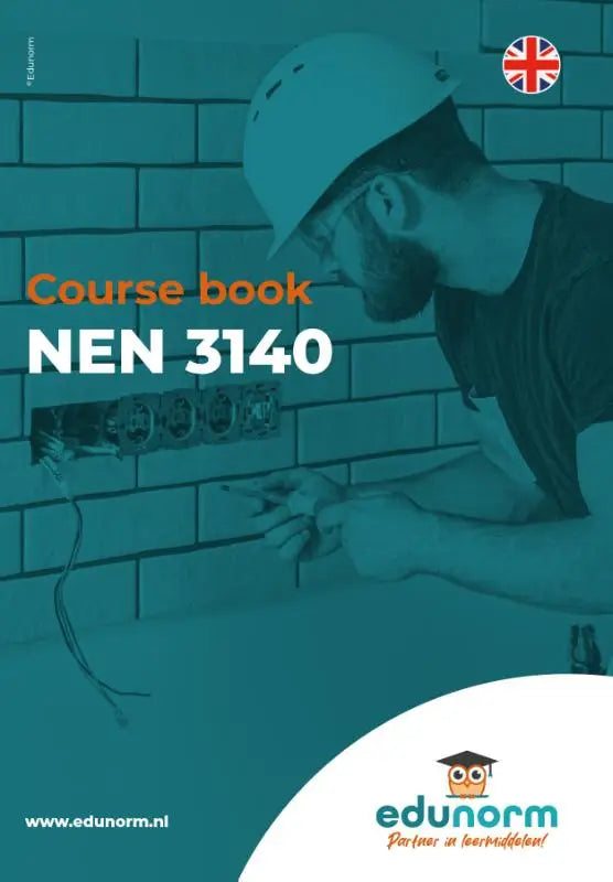 Cover van het nen 3140 cursusboek van edunorm met een tealkleurige afbeelding van een man met een witte helm die elektrische bedrading werkt