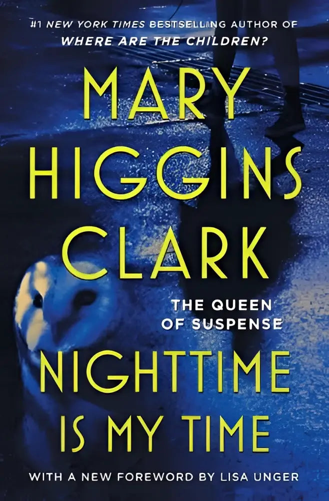 De boekcover van Nighttime Is My Time door Mary Higgins Clark toont een uil in profiel op een donkerblauwe achtergrond