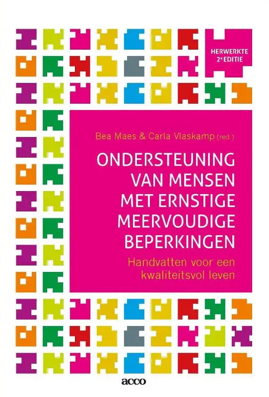 De boekcover van ondersteuning van mensen met ernstige meervoudige beperkingen toont een roze paneel met witte tekst en een kleurrijke puzzelrand