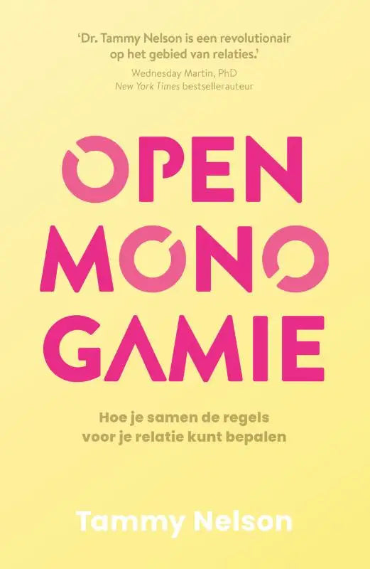 Open monogamie boek met roze cover en moderne typografie op lichtgele achtergrond voor relatie regels