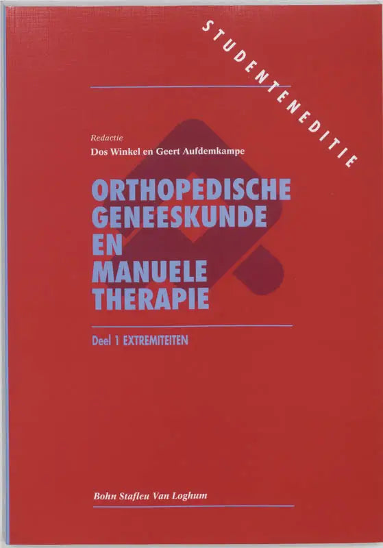 Rood hardcover leerboek orthopedische geneeskunde en manuele therapie met blauwe titel en geometrisch ontwerp door marjolein winkel