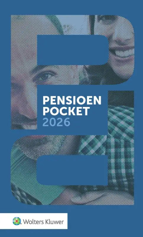 Blauwe omslag van pensioen pocket 2026 boekje door wolters kluwer met gestileerd ontwerp en fotoprofielen in letters