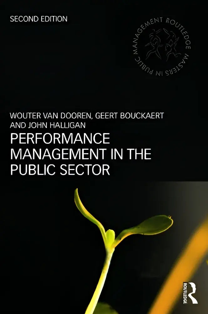 Zwart hardcover boek performance management in the public sector tweede editie door wouter van dooren voor het publieke domein