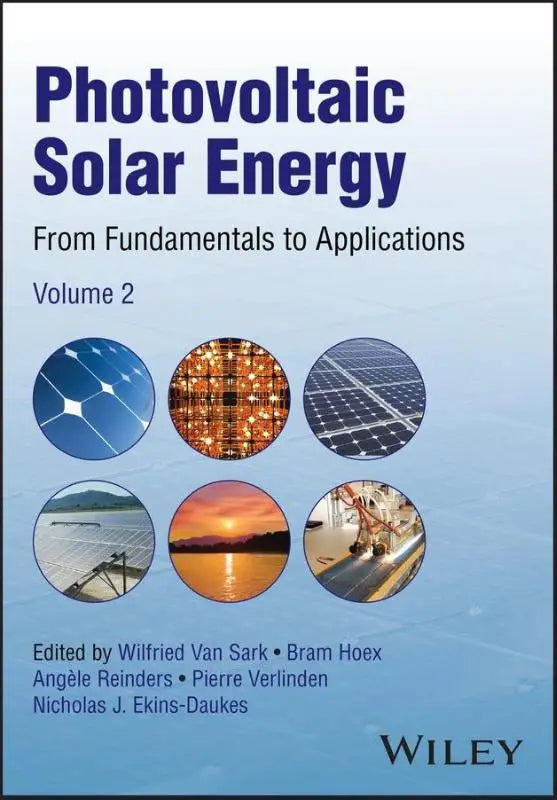 De boekcover van photovoltaic solar energy volume 2 toont een lichtblauwe achtergrond met zes cirkelvormige afbeeldingen van zonnepanelen en zonsondergangen